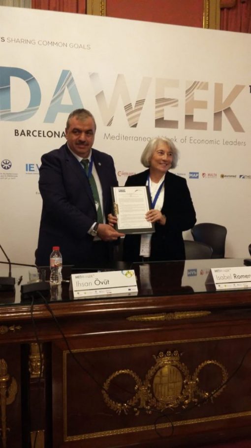 Junta Islámica y SMIIC firman un acuerdo de cooperación