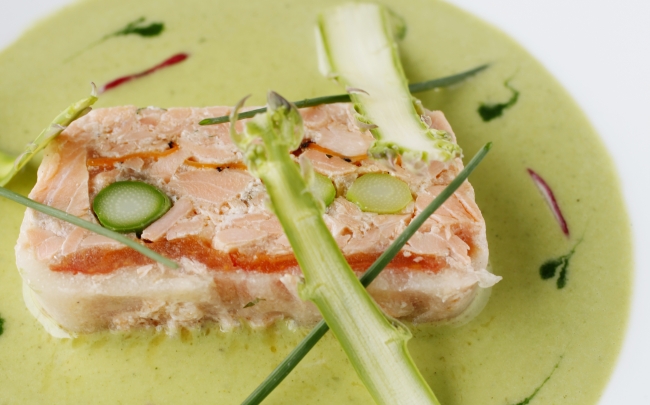 Terrina de salmón al anís estrella